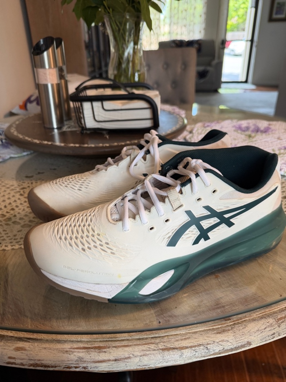 ASICS Cream and Green Mens pickleball Sneakers size 11
